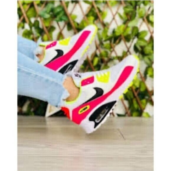 Nike Air Max 90 Pink Volt Sneakers - Picture 7 of 7